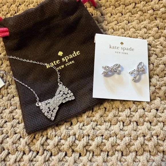 Kate Spade New York NWT Sparkling Bow Pendant Necklace And Earrings Set. - Picture 4 of 5